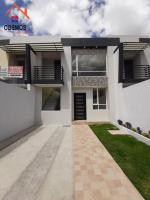 VENTA DE CASA DE ESTRENO EN OTAVALO, SAN ELOY 