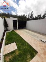VENTA DE CASA DE ESTRENO EN OTAVALO, SAN ELOY 