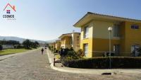 SE VENDE HERMOSA CASA EN OTAVALO EN CONJUNTO PRIVADO