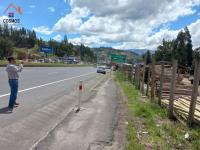 TERRENO DE VENTA EN OTAVALO AL FILO DE LA PANAMERICANA SUR, 28.821 m2