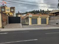 EN VENTA LOCAL COMERCIAL Y TERRENO EN OTAVALO EN PANAMERICANA