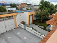 VENTA DE CASA CON TERRENO EN ATUNTAQUI SECTOR RESIDENCIAL