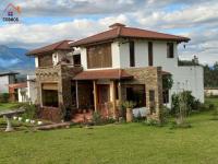 HERMOSA CASA DE VENTA EN OTAVALO SECTOR QUICHINCHE