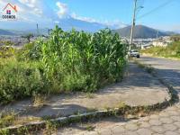 TERRENO ESQUINERO DE VENTA EN OTAVALO SECTOR MACHANGARA, 160 M2