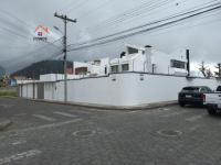 CASA ESQUINERA DE VENTA EN OTAVALO, CIUDADELA RUMIÑAHUI
