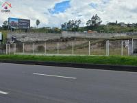 TERRENO DE VENTA AL FILO DE LA PANAMERICANA NORTE DE OTAVALO