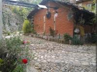 CASA CAMPESTRE APTA PARA ECOTURISMO CERCA A OTAVALO VÍA A MOJANDA