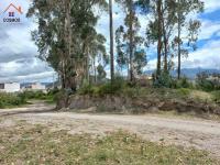 VENTA DE TERRENO ESQUINERO EN OTAVALO, SAN ELOY, 556 M2