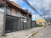 CASAS DE VENTA EN CAYAMBE