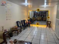 EDIFICIO DE VENTA EN EL CENTRO DE OTAVALO