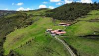 HACIENDA DE VENTA EN COTACACHI SECTOR URCUSIQUI, 66 HECTÁREAS