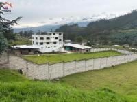 EDIFICIO DE 3 PISOS Y 3373 M2 EN OTAVALO SECTOR YACUPATA