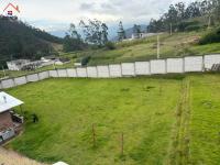 EDIFICIO DE 3 PISOS Y 3373 M2 EN OTAVALO SECTOR YACUPATA