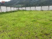 EDIFICIO DE 3 PISOS Y 3373 M2 EN OTAVALO SECTOR YACUPATA