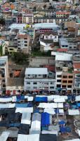 CASA DE VENTA EN CENTRO DE OTAVALO, FRENTE A PLAZA DE PONCHOS