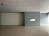ALQUILER DE LOCAL COMERCIAL EN ILUMAN, 350 M2