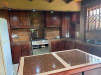 SE VENDE 17.800 M2 CON 7 CASAS EN OTAVALO, APTO PARA HOSTERÍA
