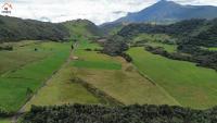 HACIENDA DE VENTA EN OTAVALO SECTOR MOJANDITA DE CURUBI - 339 HA