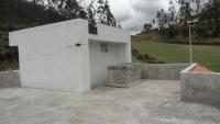 CASA DE CEMENTO ARMADO EN OTAVALO