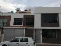 SE VENDE UNA CASA EN OTAVALO