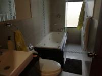 SE VENDE UNA CASA EN OTAVALO