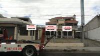 VENDO CASA AL FILO DE LA PANAMERICANA EN OTAVALO