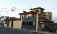 SE VENDE UNA CASA EN COTACACHI SECTOR QUIROGA