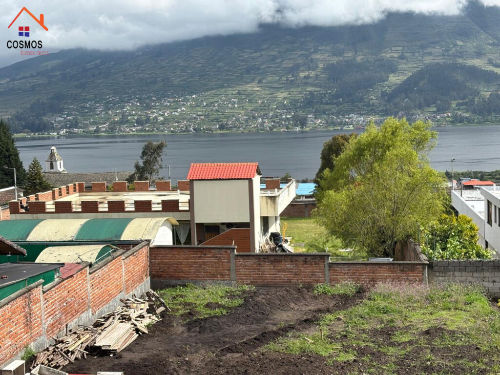 Venta de casa de estreno en San Rafael de la Laguna