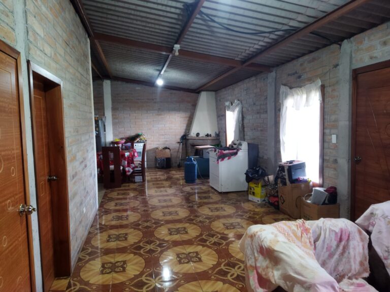 Venta de casa más galpón en Rancho Chico — foto 8
