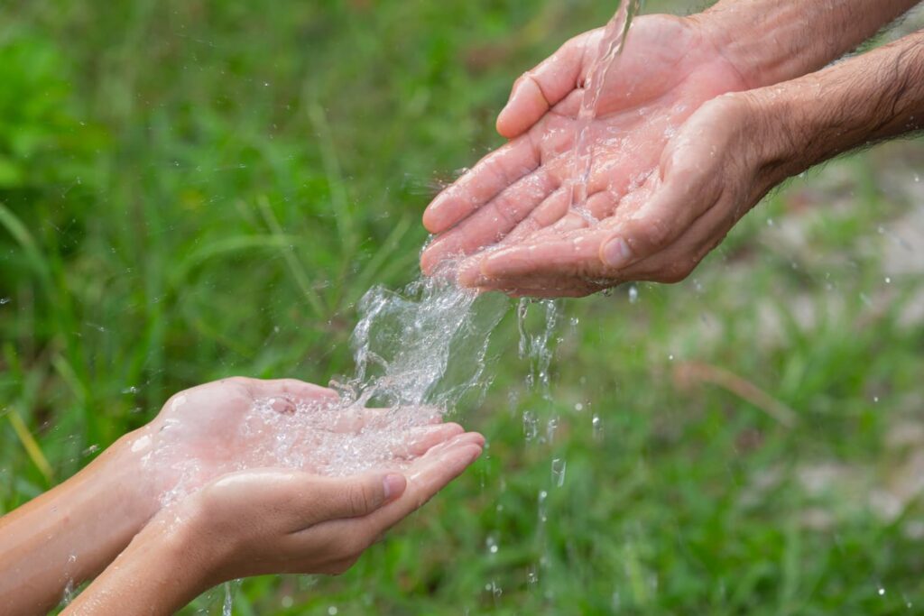 Disponibilidad de agua en terrenos para evaluar una propiedad antes de comprar